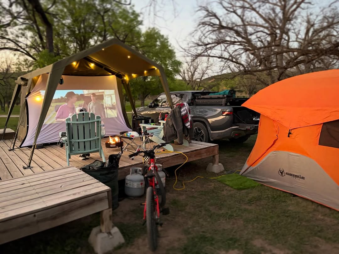 FarOutDoors Instagram post